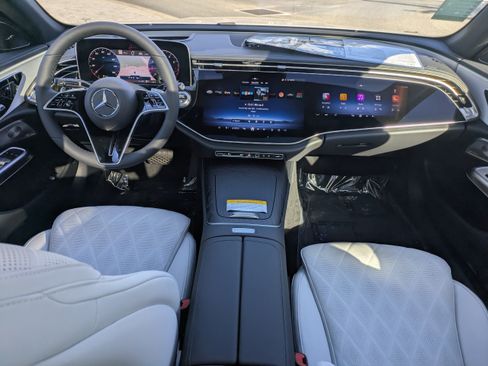 New 2026 Mercedes-Benz E 350 Sedan image 9