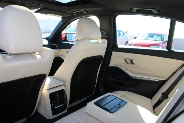 Used 2024 BMW 330e RWD image 9
