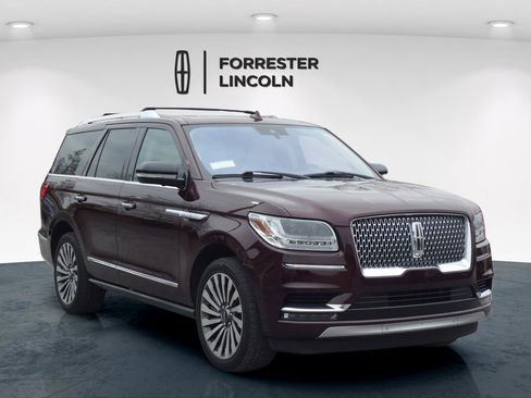 Used 2018 Lincoln Navigator Reserve w/ Technology Package image 1