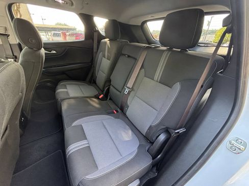 Used 2025 Chevrolet Blazer LT FWD image 20