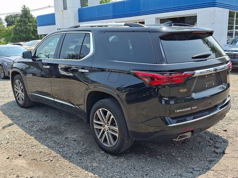 Used 2023 Chevrolet Traverse High Country w/ LPO, Floor Liner Package AWD/4WD image 6