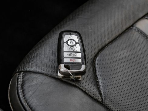 Used 2017 Ford F250 Platinum w/ Platinum Ultimate Package image 48