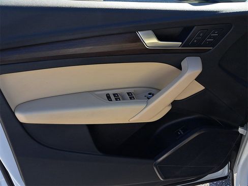 Certified 2023 Audi Q5 2.0T Premium w/ Convenience Package image 20