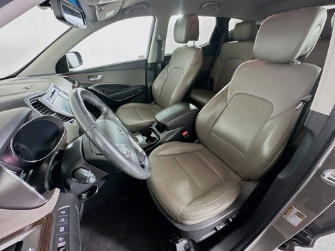 Used 2017 Hyundai Santa Fe Sport image 13