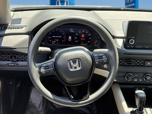Used 2025 Honda Accord LX image 16