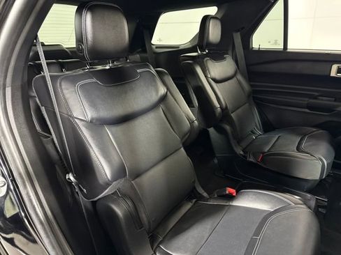 Used 2020 Ford Explorer ST w/ ST Street Pack image 12