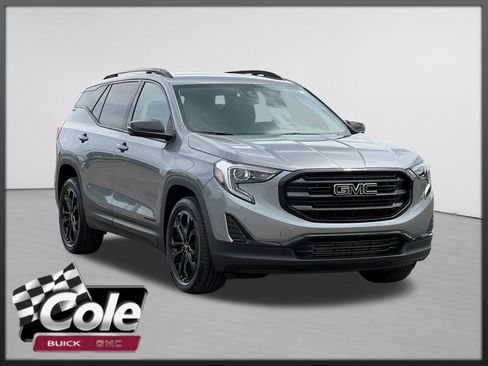 Used 2020 GMC Terrain SLE w/ Driver Convenience Package AWD/4WD image 1