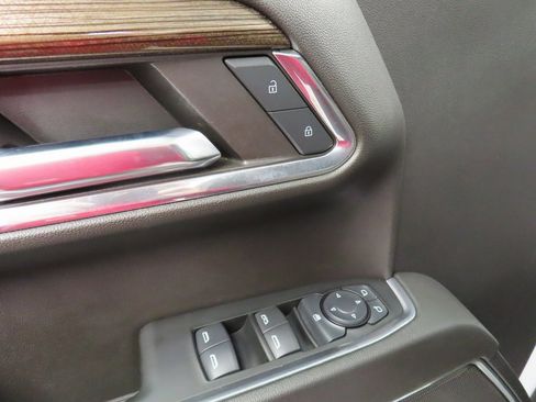 Used 2024 Chevrolet Silverado 1500 RST image 37