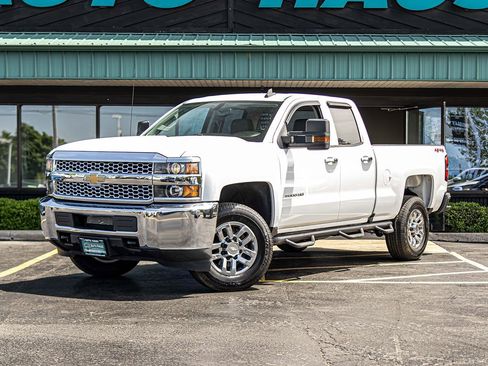 Used 2019 Chevrolet Silverado 2500 W/T AWD/4WD image 5