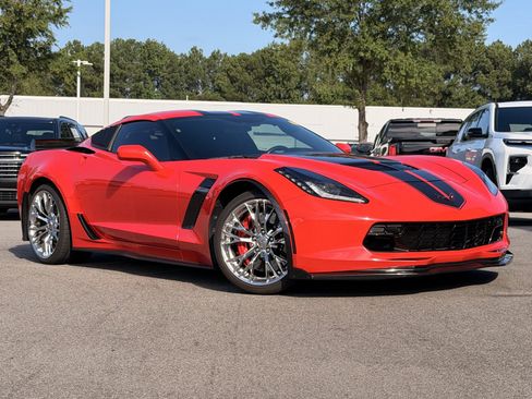 Used 2016 Chevrolet Corvette Z06 w/ 2LZ Preferred Equipment Group RWD image 2