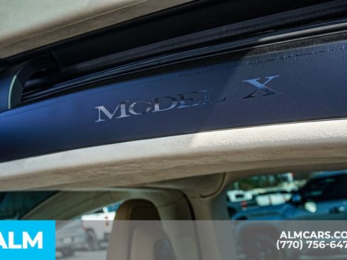Used 2017 Tesla Model X 90D image 34