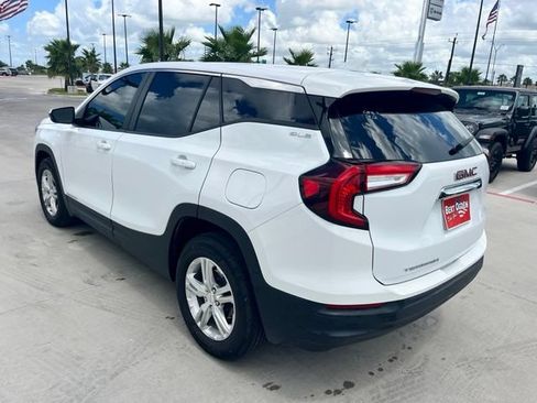 Used 2024 GMC Terrain SLE FWD image 6