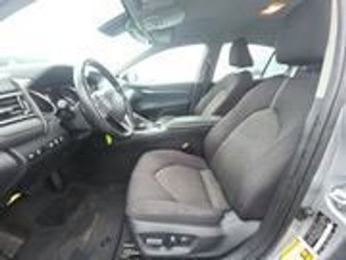 Used 2024 Toyota Camry LE image 4