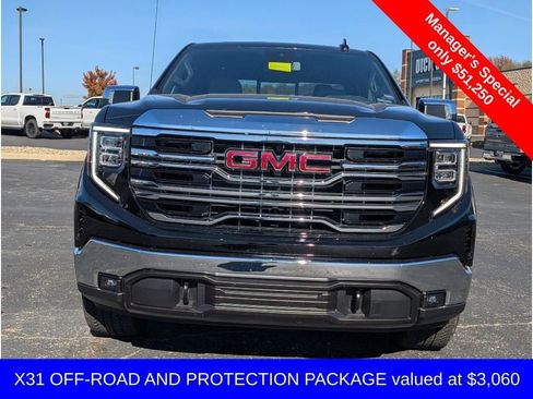 Used 2025 GMC Sierra 1500 SLT w/ SLT Premium Package image 2