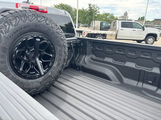New 2026 Chevrolet Colorado ZR2 w/ ZR2 Bison Edition AWD/4WD image 17