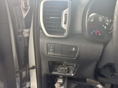 Used 2019 Kia Sportage LX AWD/4WD image 14