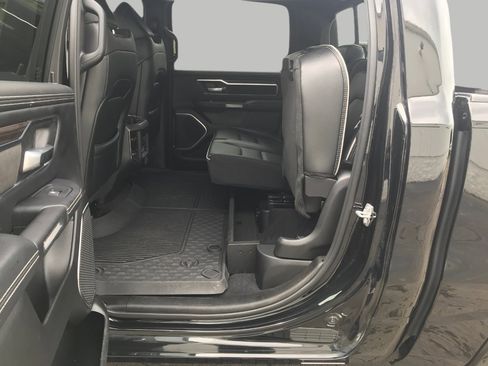 Used 2025 RAM 1500 Laramie AWD/4WD image 26