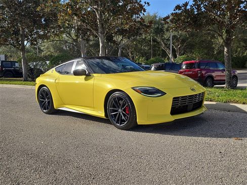 Used 2024 Nissan Z Performance w/ Floor Mat Package image 2