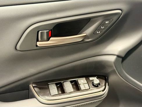 New 2026 Toyota Crown Signia image 15