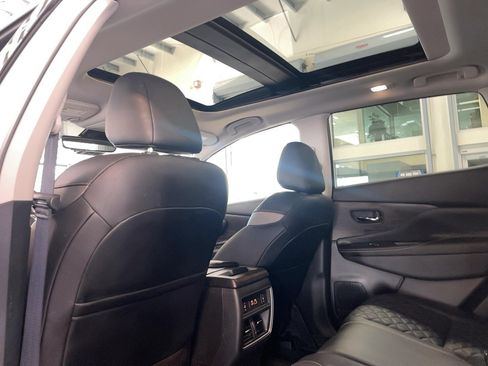 Used 2024 Nissan Murano Platinum w/ Cargo Package image 6