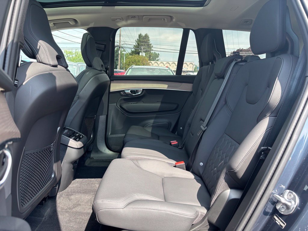 Certified 2026 Volvo XC90 B6 Core w/ Protection Package Premier AWD/4WD image 21