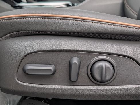 New 2026 Buick Envista Avenir image 14