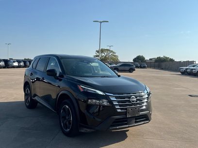 Certified 2025 Nissan Rogue SV