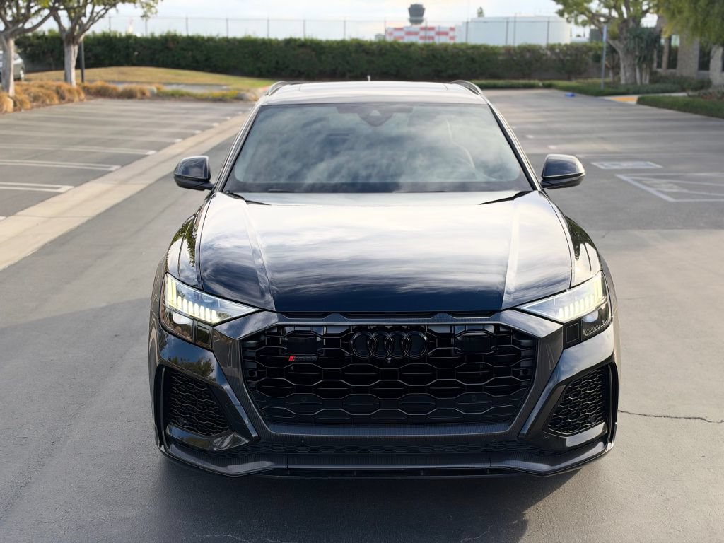 Used 2022 Audi RS Q8 AWD/4WD image 3