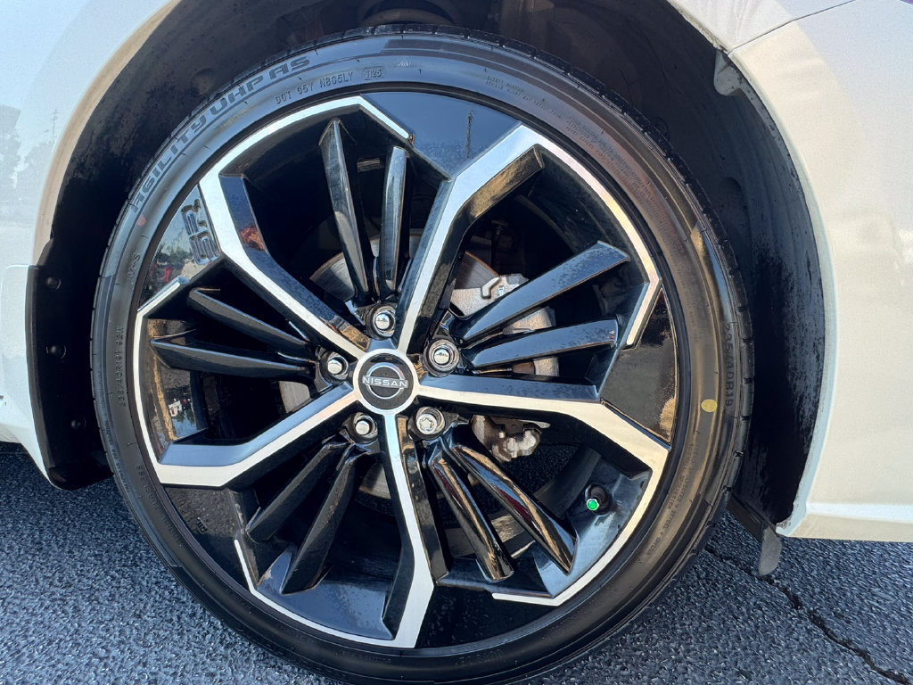 Used 2024 Nissan Altima 2.5 SR w/ SR Premium Package FWD image 15