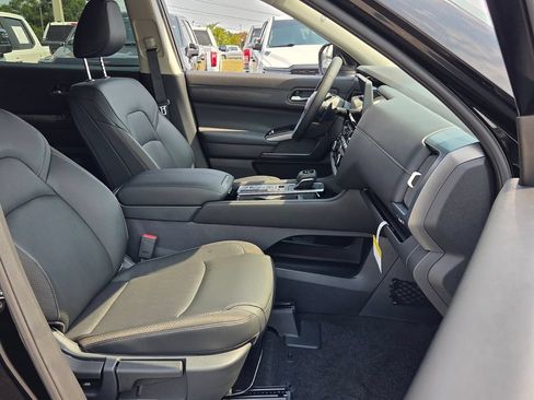 New 2026 Nissan Pathfinder SL w/ Cargo Package FWD image 15