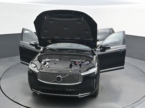 New 2026 Volvo XC90 B6 Ultra w/ Lounge Package AWD/4WD image 40