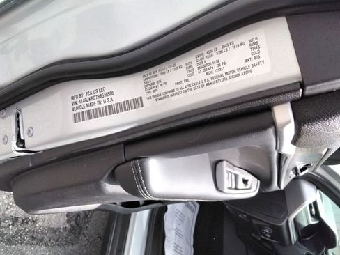 Used 2024 Jeep Grand Cherokee L Limited w/ Black Appearance Package image 13