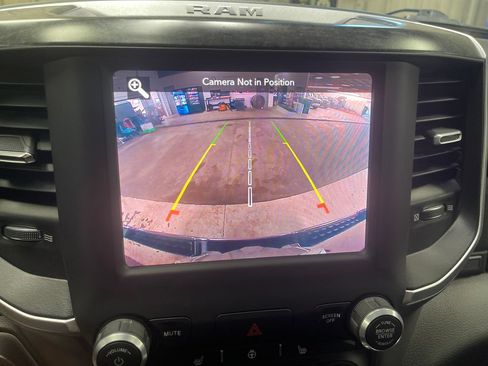 Used 2019 RAM 1500 Big Horn AWD/4WD image 23