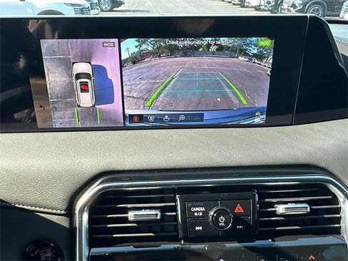 New 2025 Nissan Armada SL w/ Captain's Chari Seat Package image 35