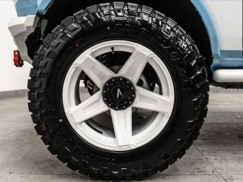 Used 2025 Ford Bronco Big Bend image 15