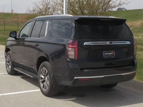 Used 2021 Chevrolet Tahoe LT w/ LT Signature Plus Package image 2