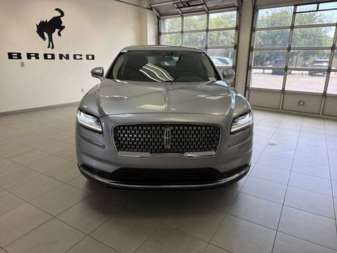 Used 2023 Lincoln Nautilus AWD w/ Premium Package image 3