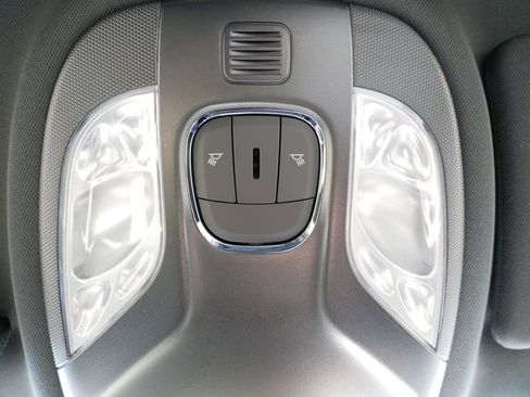 New 2026 Jeep Compass Latitude image 50