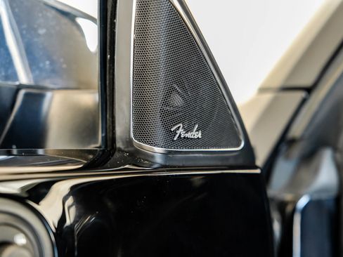 Used 2013 Volkswagen Beetle 2.0T image 36