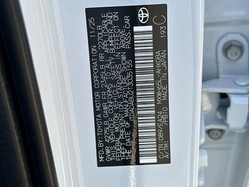 New 2026 Toyota Prius AWD image 32