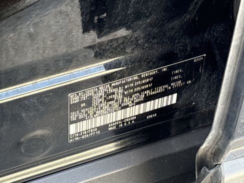Used 2024 Toyota RAV4 LE AWD/4WD image 25