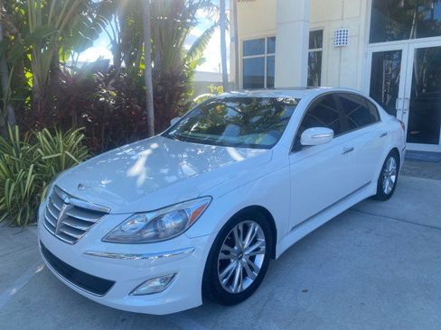 Used 2012 Hyundai Genesis 4.6 image 32