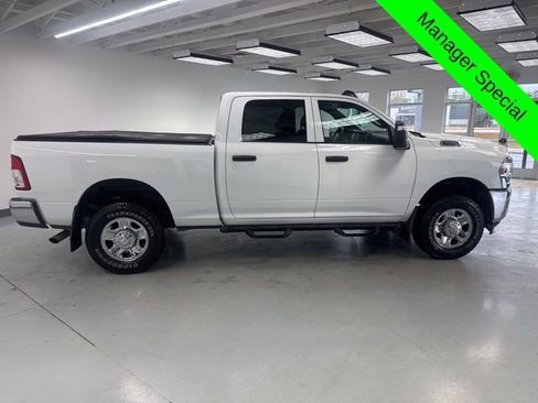 Used 2024 RAM 3500 Tradesman w/ Chrome Appearance Group image 12
