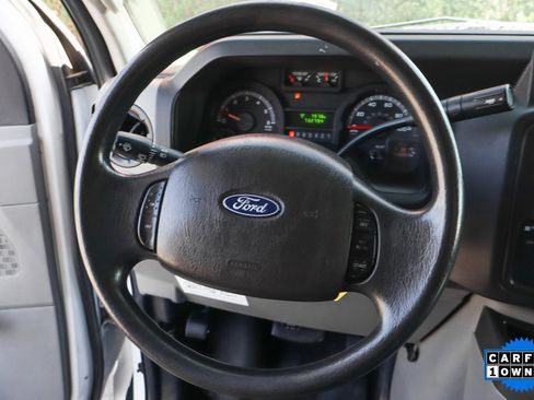 Used 2018 Ford E-350 and Econoline 350 Super Duty image 20