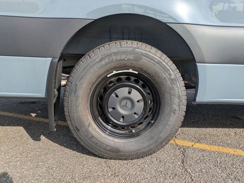 New 2025 Mercedes-Benz Sprinter 2500 image 13