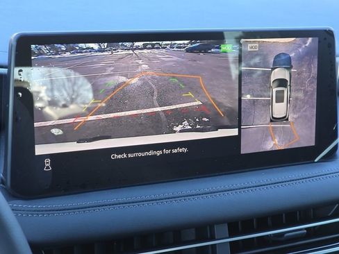 Certified 2025 INFINITI QX60 Luxe w/ Black Edition image 5