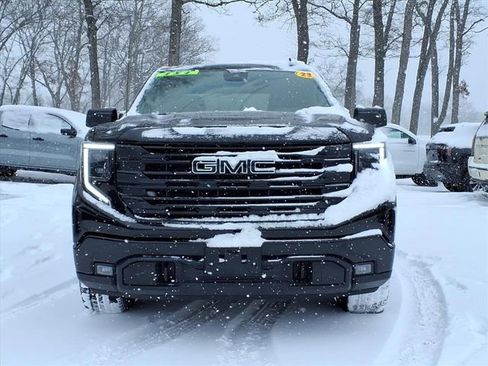 Used 2023 GMC Sierra 1500 Elevation image 2