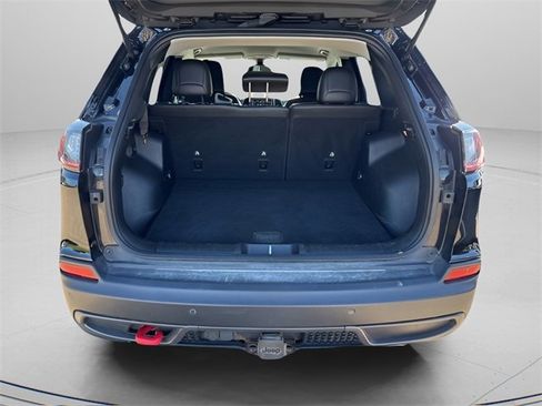 Used 2021 Jeep Cherokee Trailhawk w/ Trailer Tow Group image 21