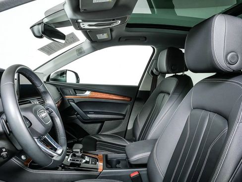 Used 2023 Audi Q5 2.0T Premium Plus w/ Premium Plus Package image 5