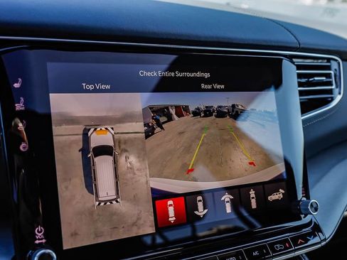 New 2026 Jeep Grand Wagoneer Limited image 29